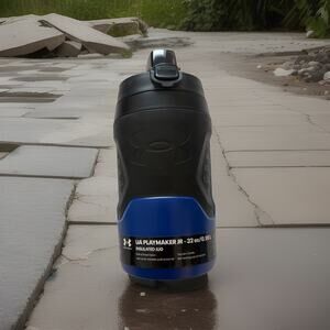 Under Armour Playmaker 32 Oz. Water Jug Blue/ Black